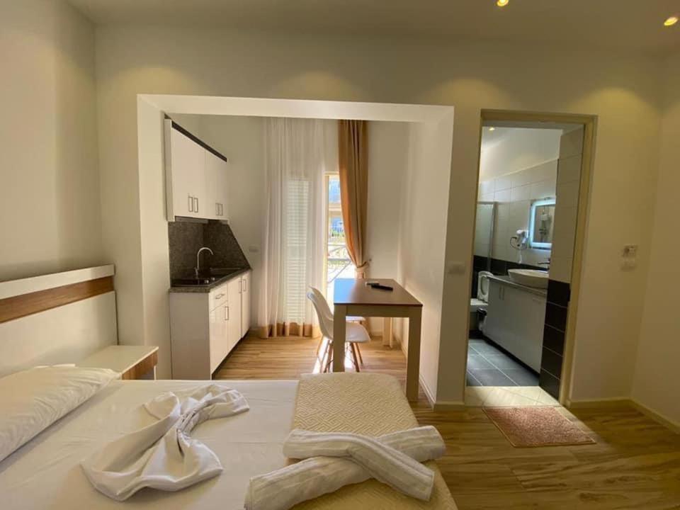 사밀 Vila Butrint 아파트 외부 사진