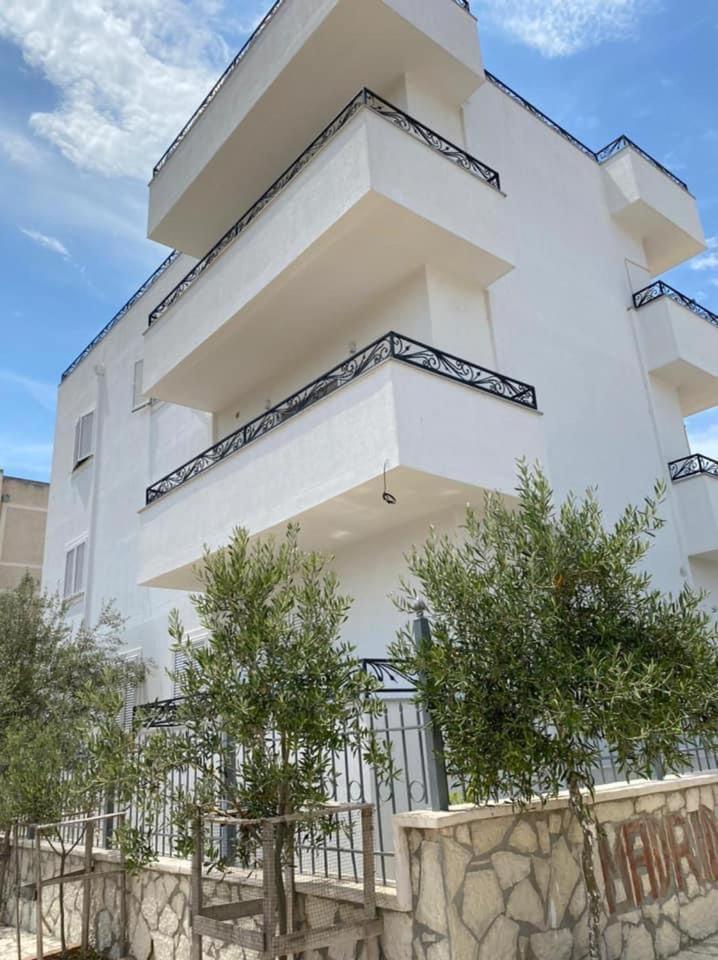 사밀 Vila Butrint 아파트 외부 사진